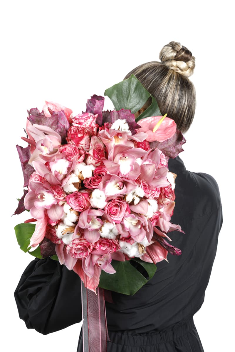Deluxe Bouquet & Cotton On Flower