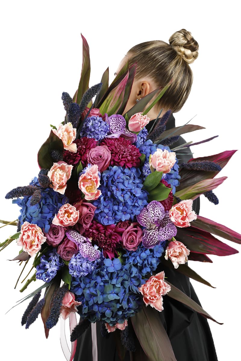 Deluxe Bouquet & Big Happiness Flowers