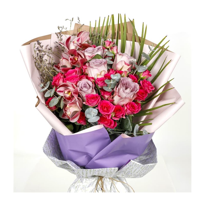 Amazing Mixed Roses Gül Buketi