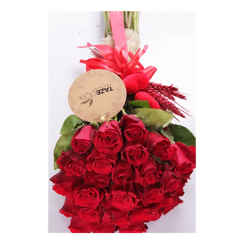 Only Rose For Love 25 Kırmızı Gül Buketi