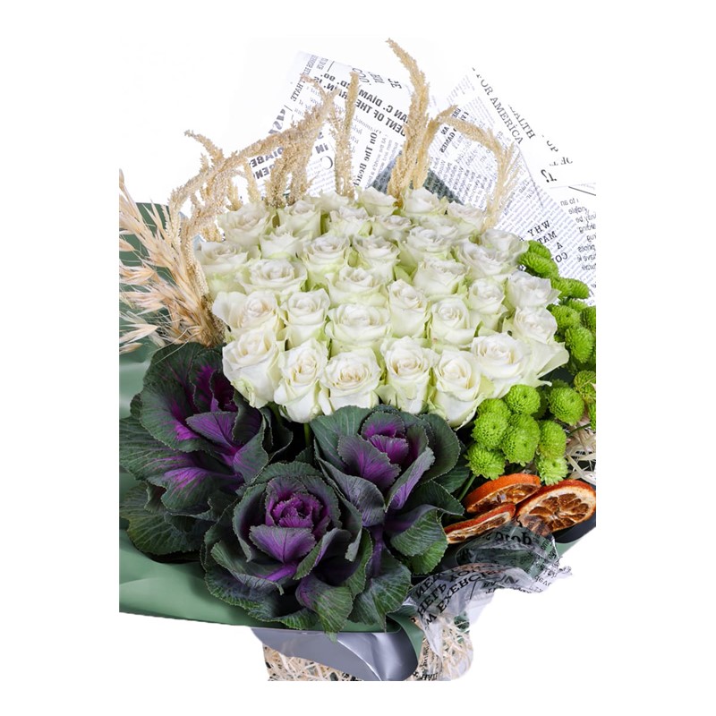 Big White Embrace 30 Beyaz Gül Buketi