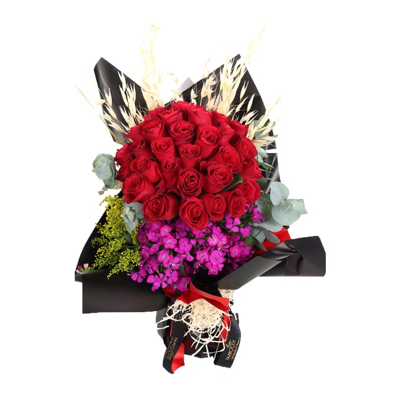 Heartfelt Gift Kırmızı Gül Buketi