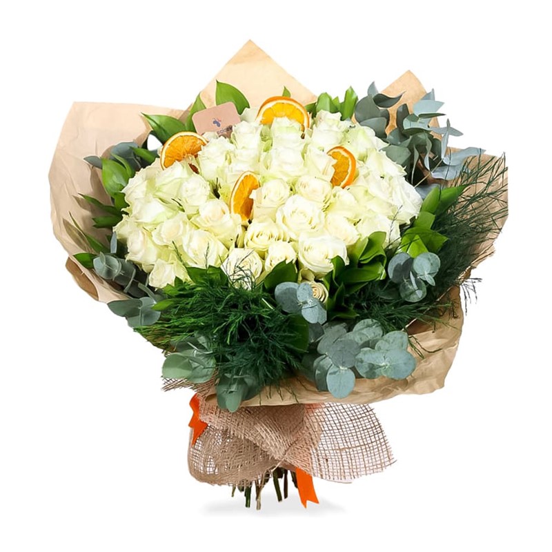 Heart in White 51 Beyaz Gül Buketi
