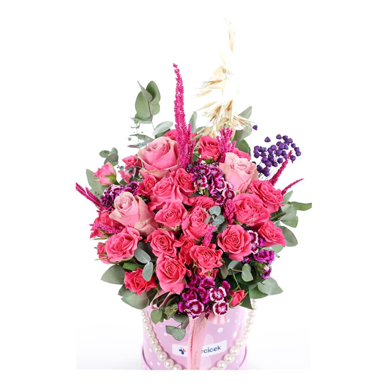Pink Ruby Kutuda Pembe Güller