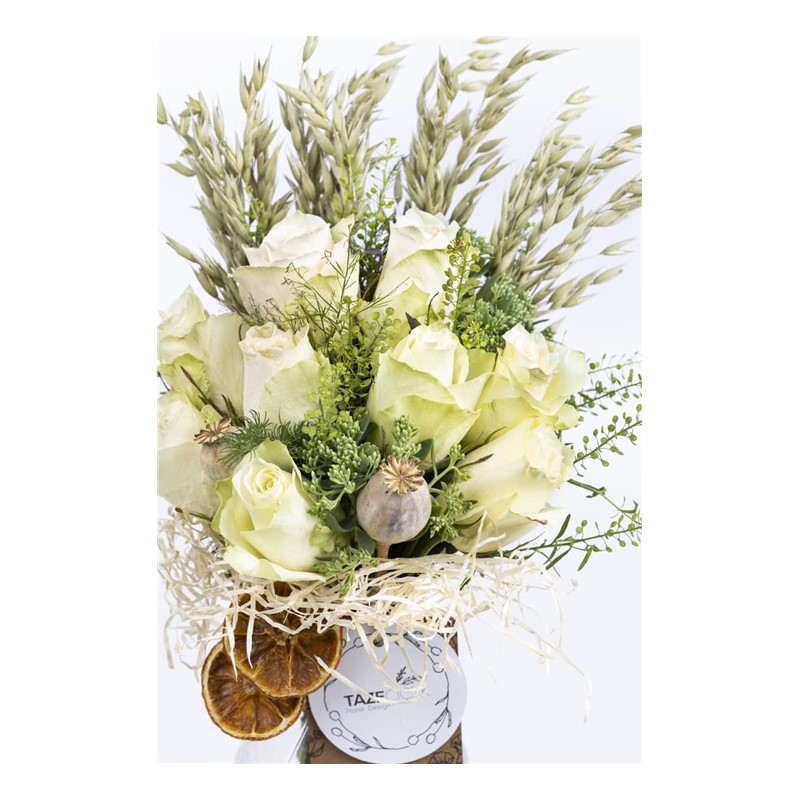 The Classic White Roses