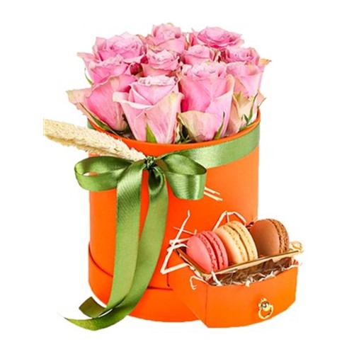 Pink Of Orange Box Makaron