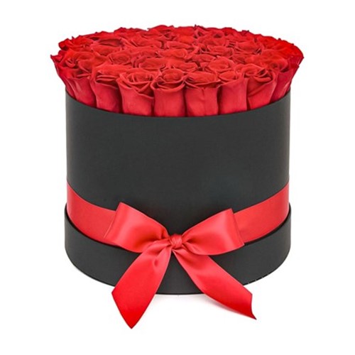 Yarım Asırlık Aşk Kutuda 50 Kırmızı Gül